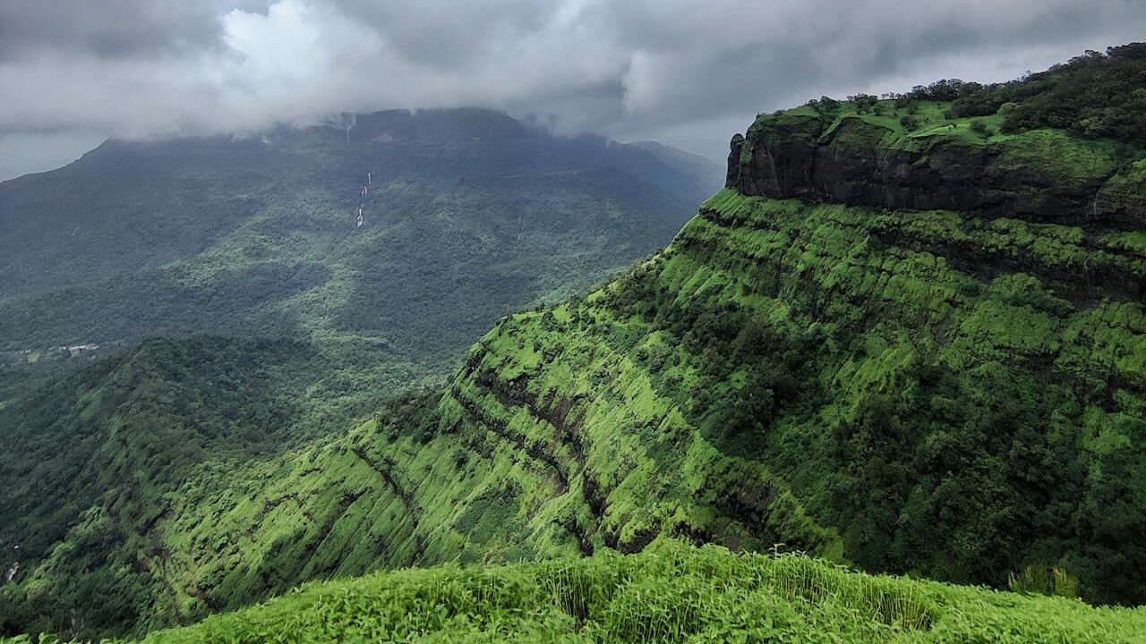 Top 5 Must-Visit Destinations in Maharashtra During Monsoon
